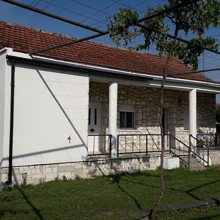 Appartamento Kamena Kuca Family Rodin Čapljina Esterno foto