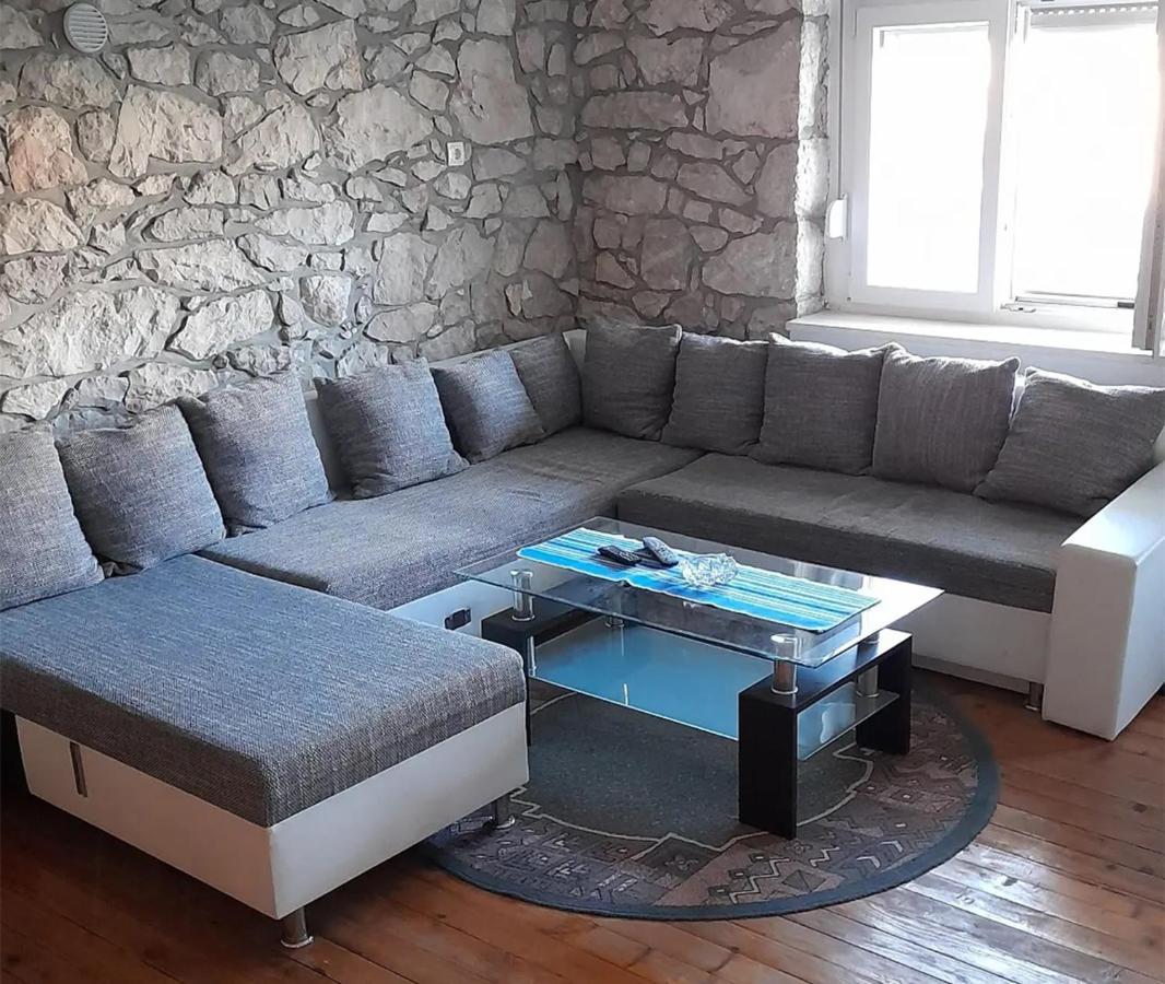Appartamento Kamena Kuca Family Rodin Čapljina Esterno foto