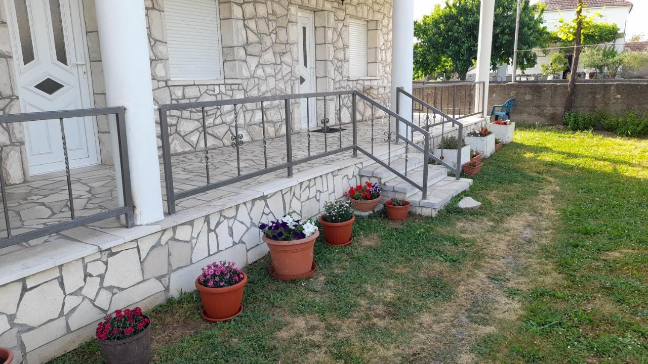 Appartamento Kamena Kuca Family Rodin Čapljina Esterno foto