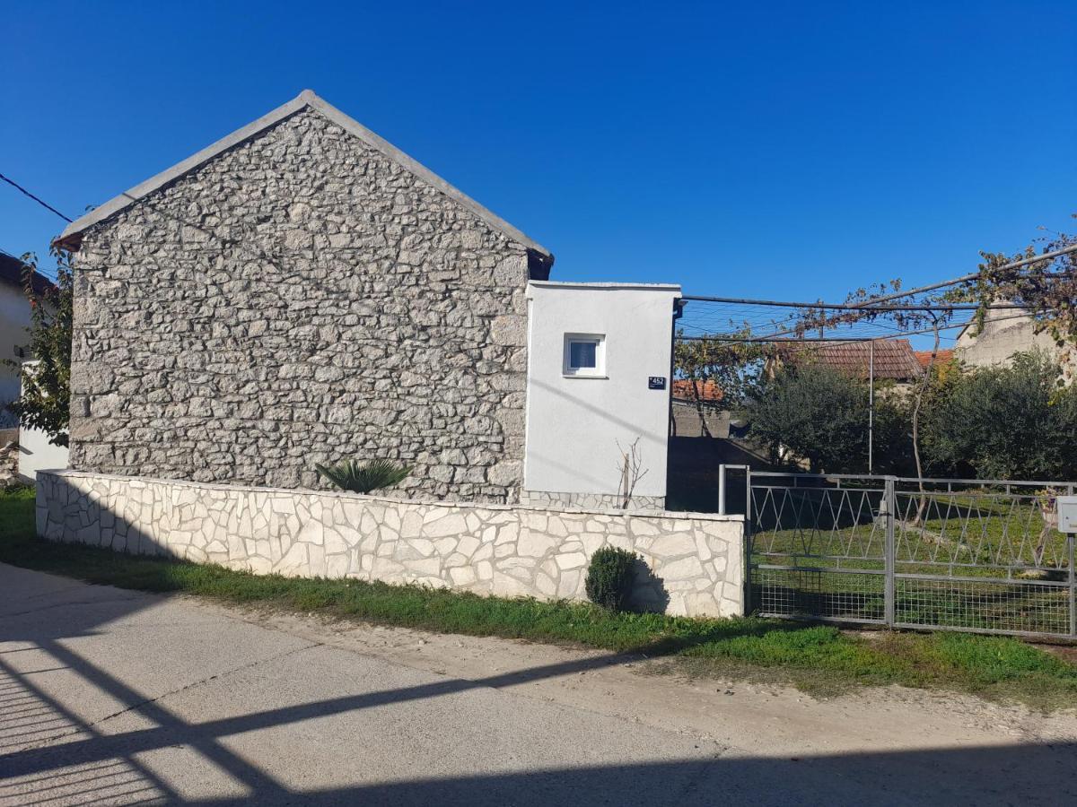 Appartamento Kamena Kuca Family Rodin Čapljina Esterno foto