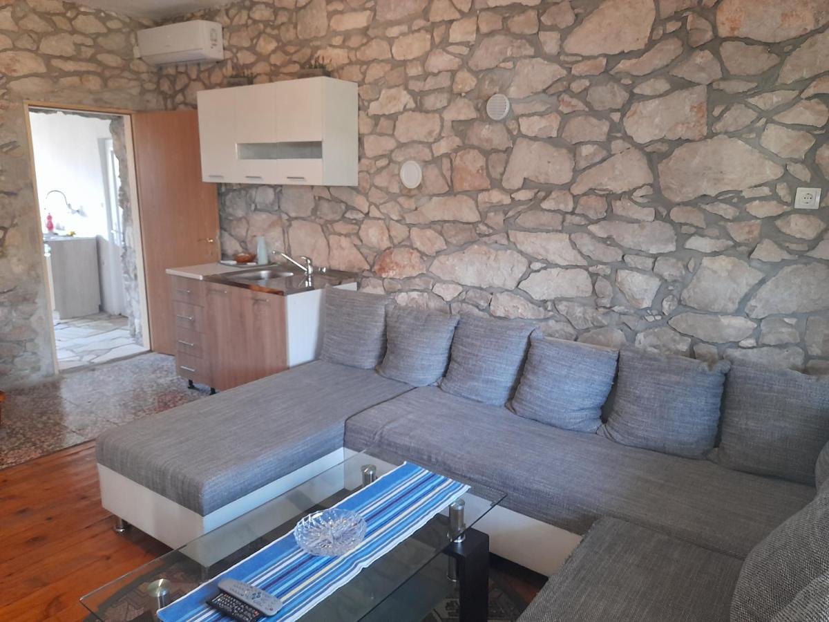 Appartamento Kamena Kuca Family Rodin Čapljina Esterno foto